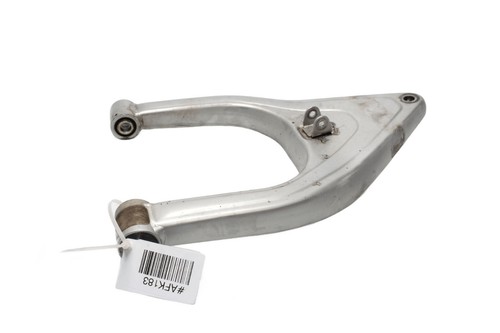 Front swingarm axle mount - front,